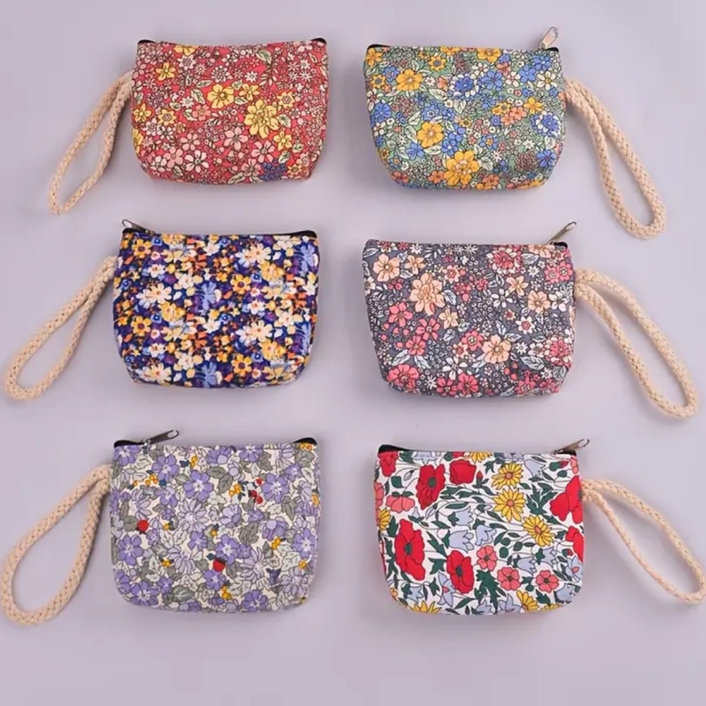 Floral Print Wristlet 6 pack